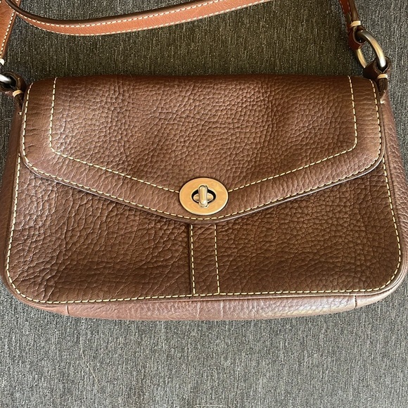 COACH Chelsea Brown Pebbled brown Leather Crossbody Bag excellent - Picture 1 of 14